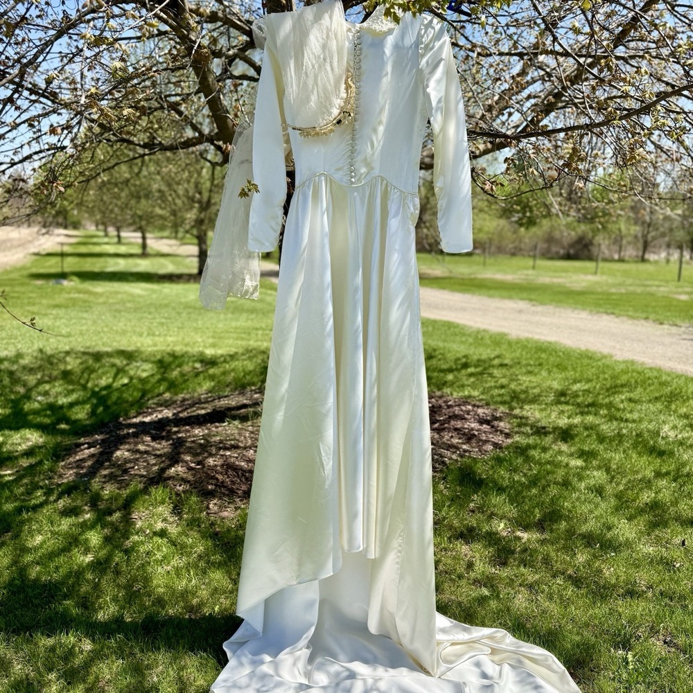 VTG 30s 40s Ivory Liquid Satin Wedding Dress Gown Long Cathedral Train & Veil!